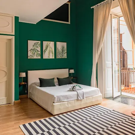 B&B Ruffo Di Bagnara Palazzo Monumentale Naples Exterior photo