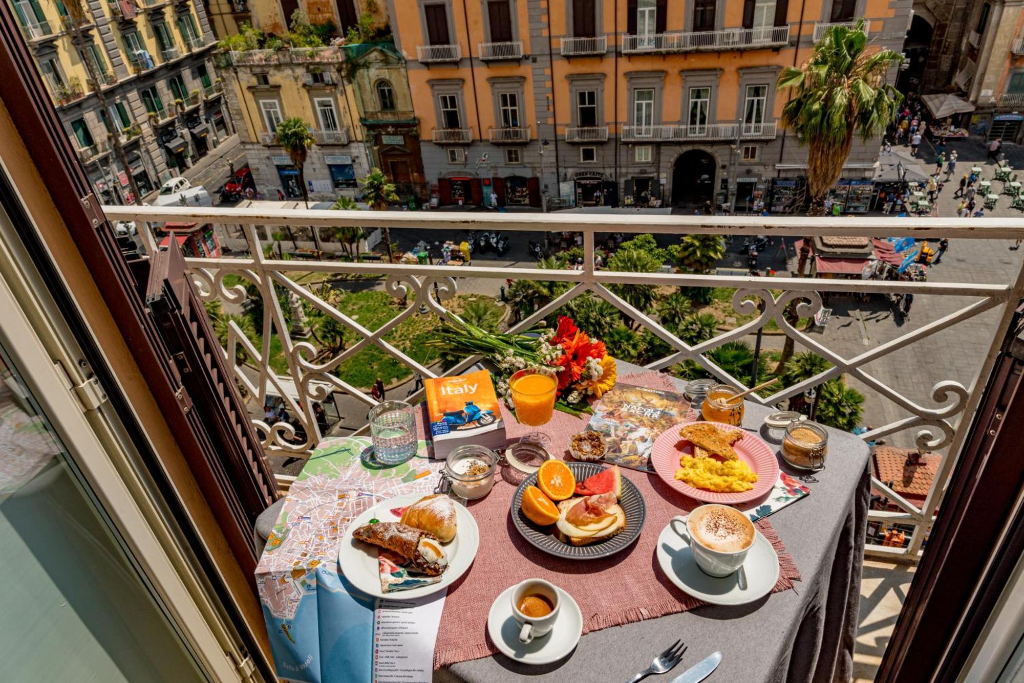 Bed & Breakfast Ruffo Di Bagnara Palazzo Monumentale Naples